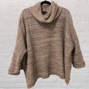 EXPRESS. Poncho sweater. Size: XS.